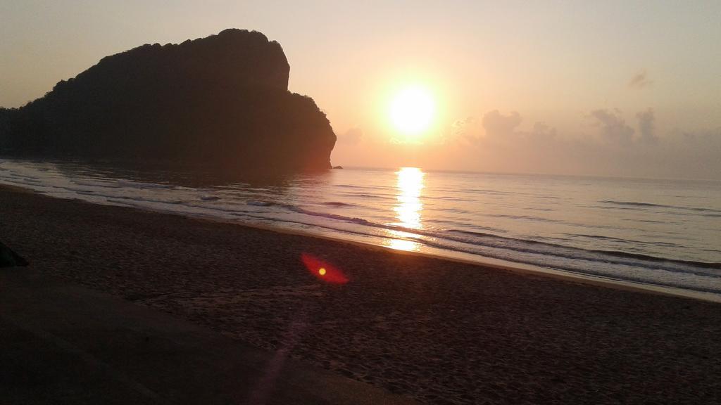 Ban Boet Bang Boet Bay Beach Resort מראה חיצוני תמונה